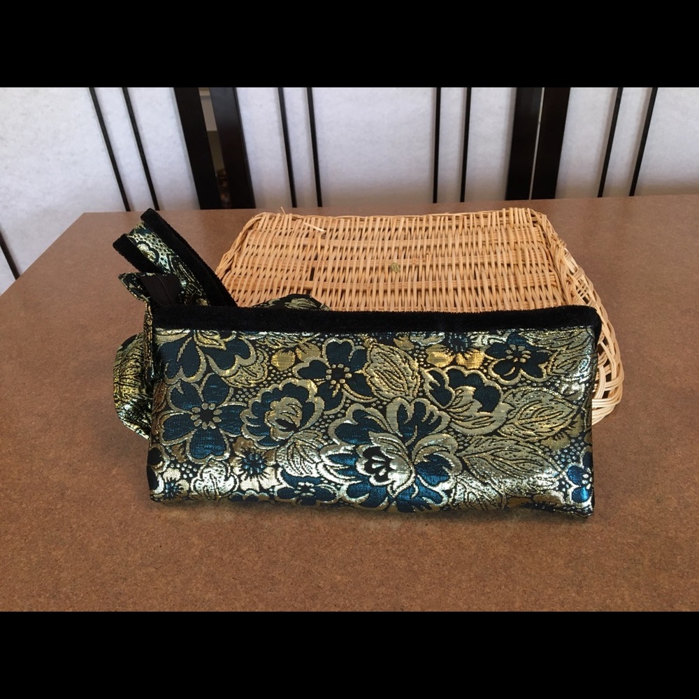 Fannie Lee Original Brocade & Velvet Clutch w/Bow - Picture 4 of 7